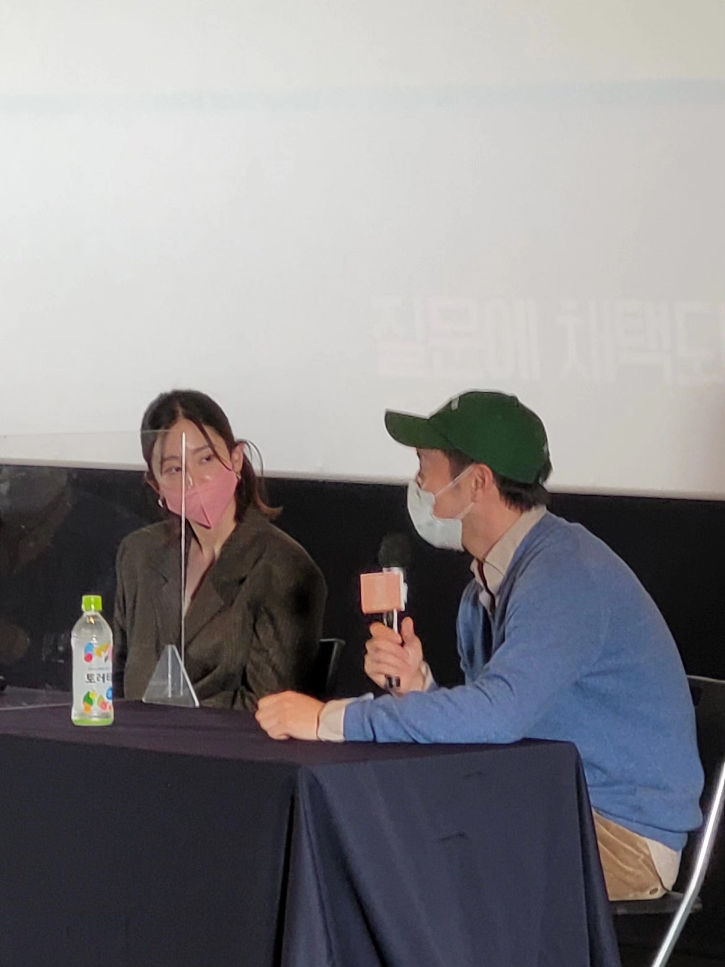 恋爱缺席的罗曼史剧照的剧照