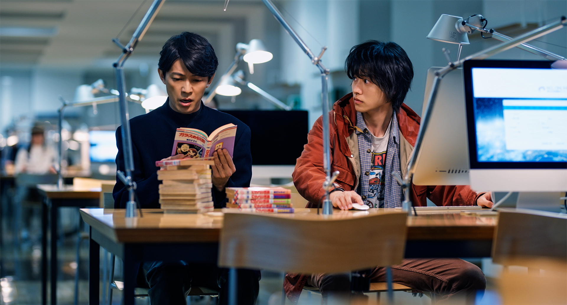 进入盛夏之门剧照的剧照