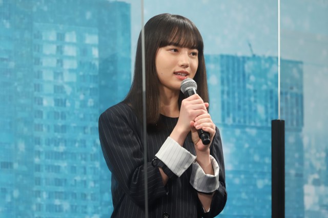 进入盛夏之门剧照的剧照