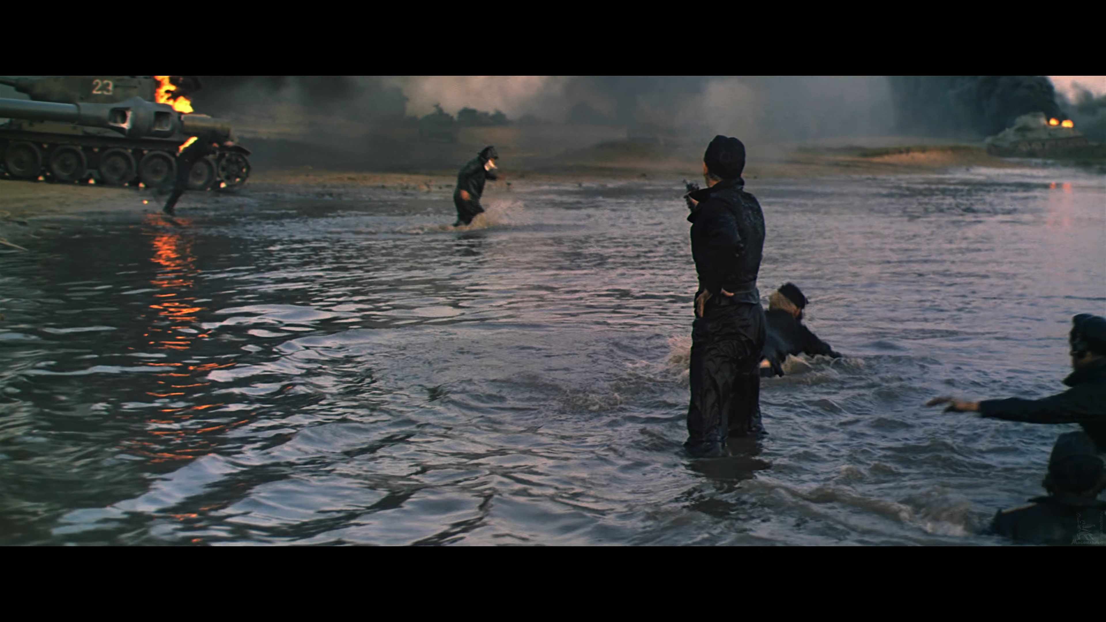 解放1：炮火弧线剧照的剧照