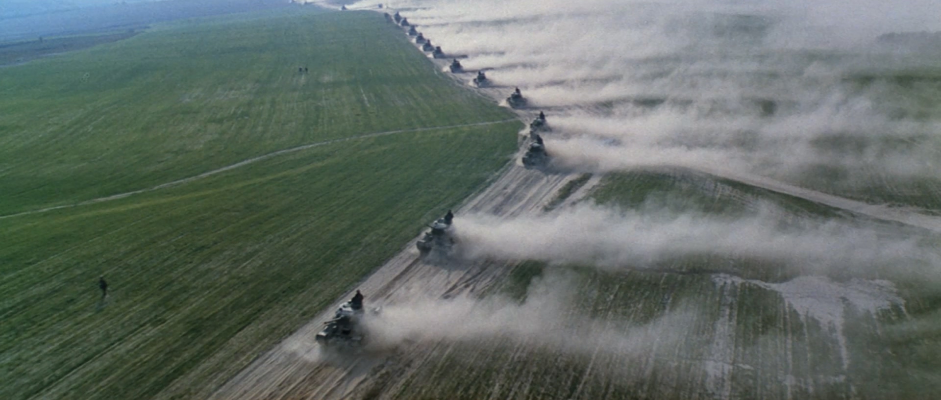 解放1：炮火弧线剧照的剧照