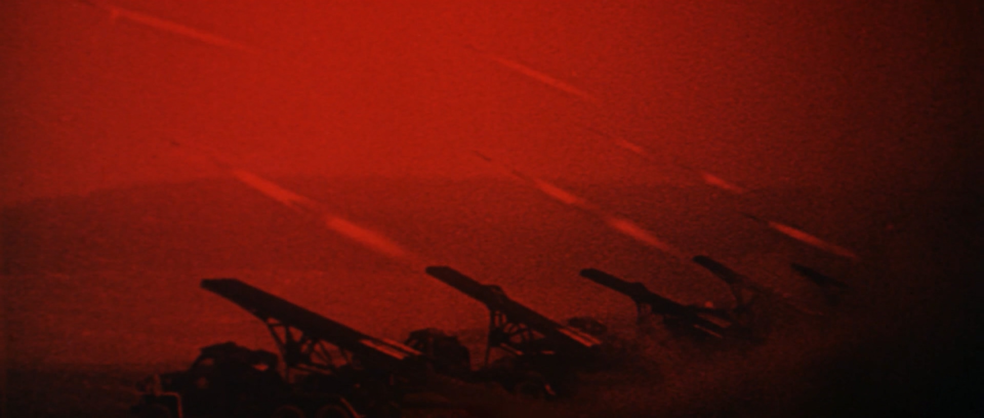 解放1：炮火弧线剧照的剧照