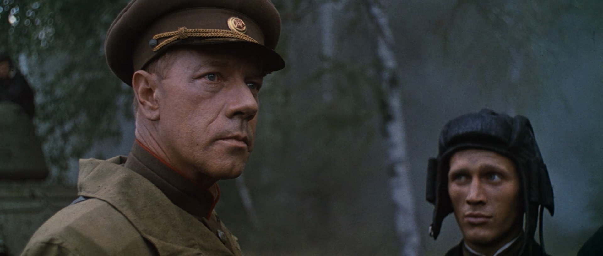 解放1：炮火弧线剧照的剧照