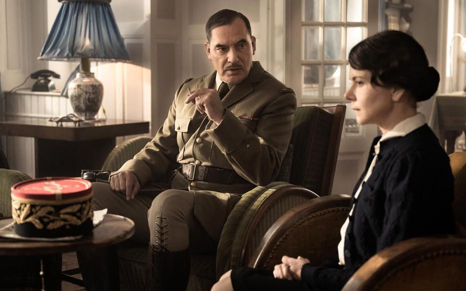 戴高乐剧照的剧照