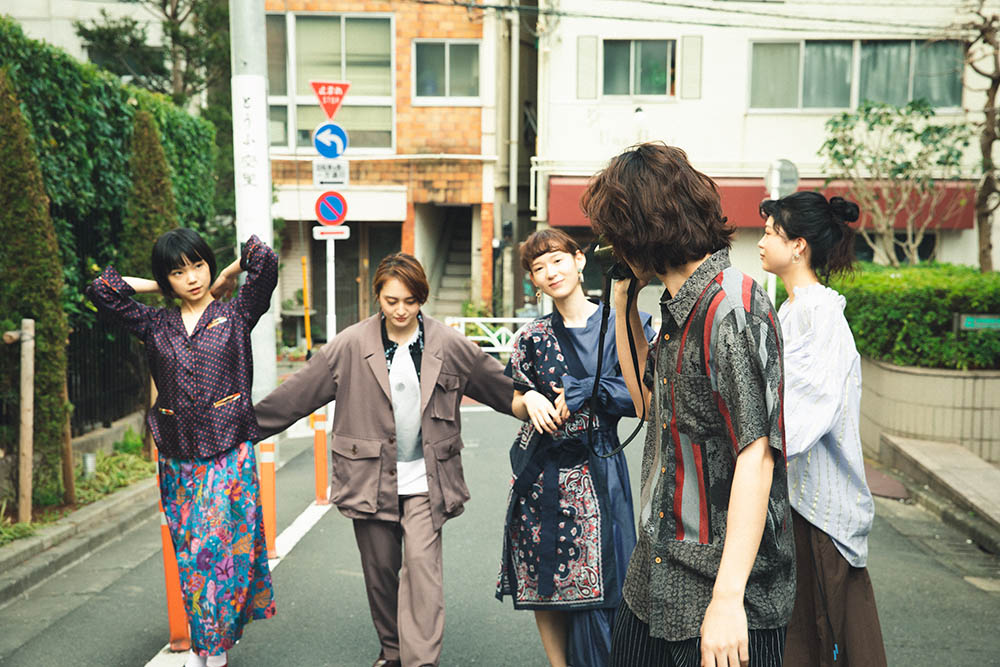 在街上剧照的剧照