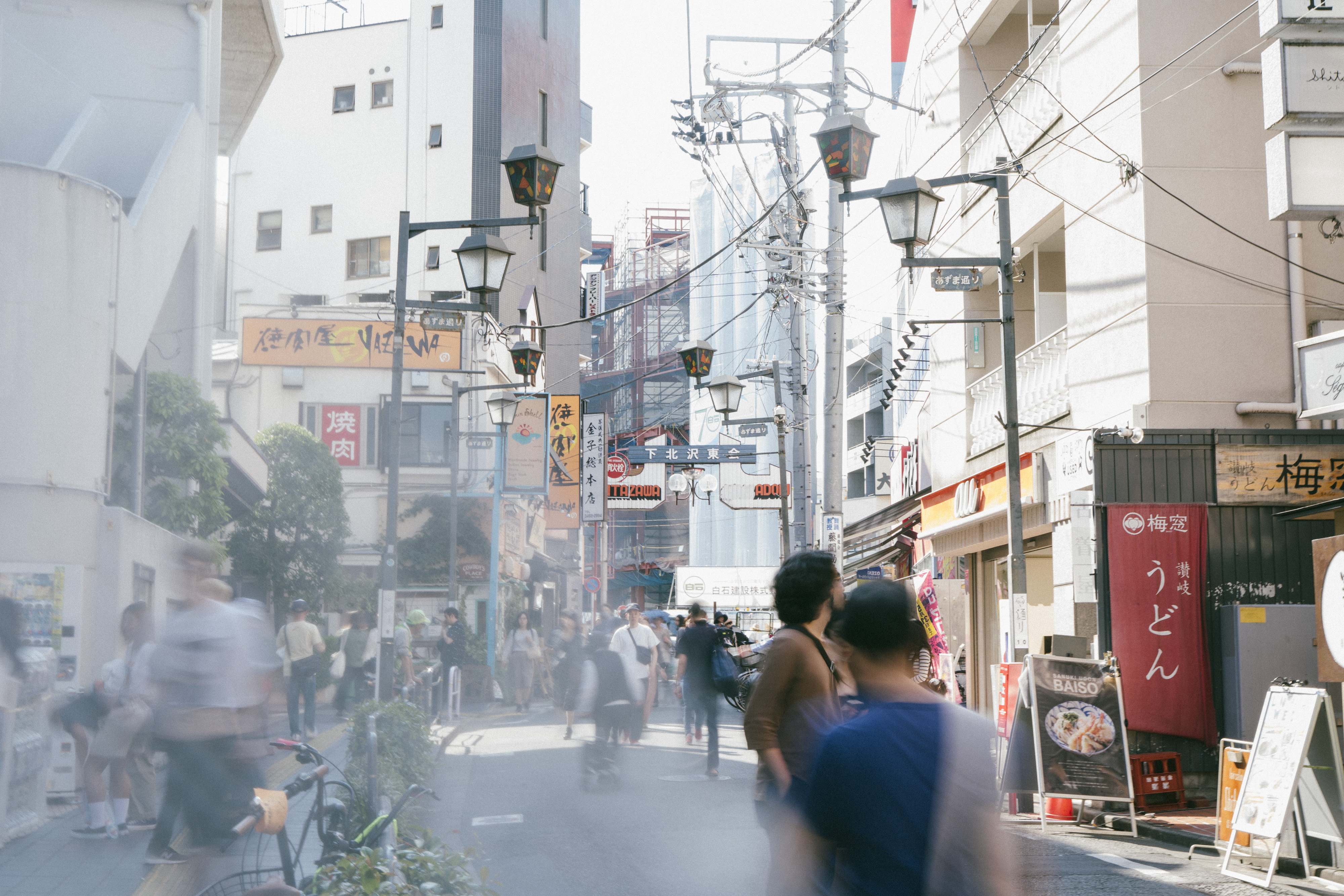 在街上剧照的剧照