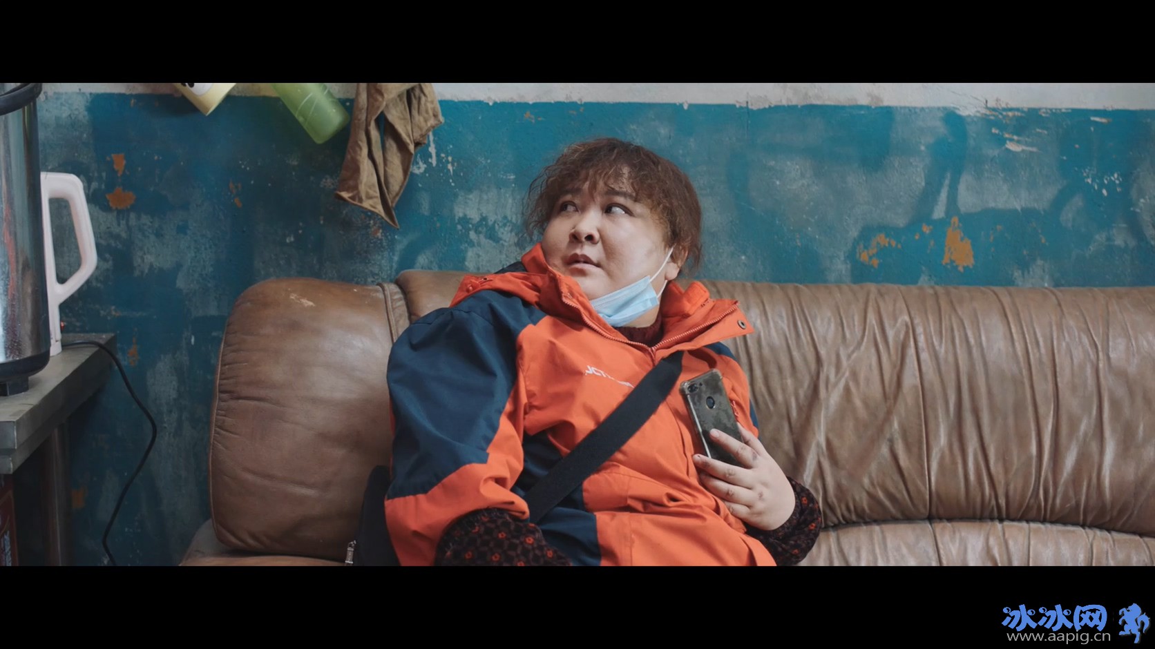 穿过寒冬拥抱你剧照的剧照