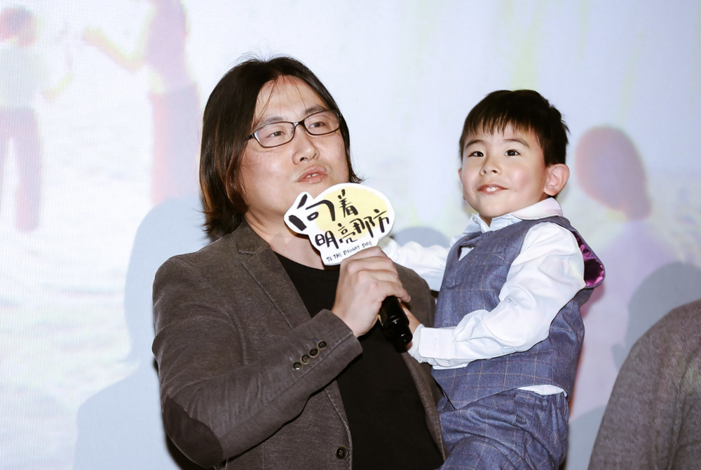 向着明亮那方剧照的剧照