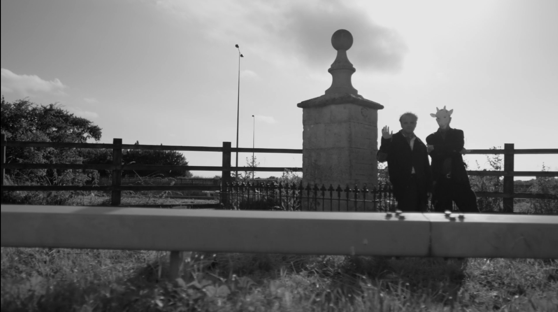 仅靠我们自己剧照的剧照