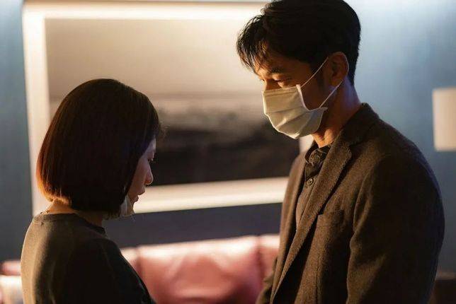 瀑布剧照的剧照