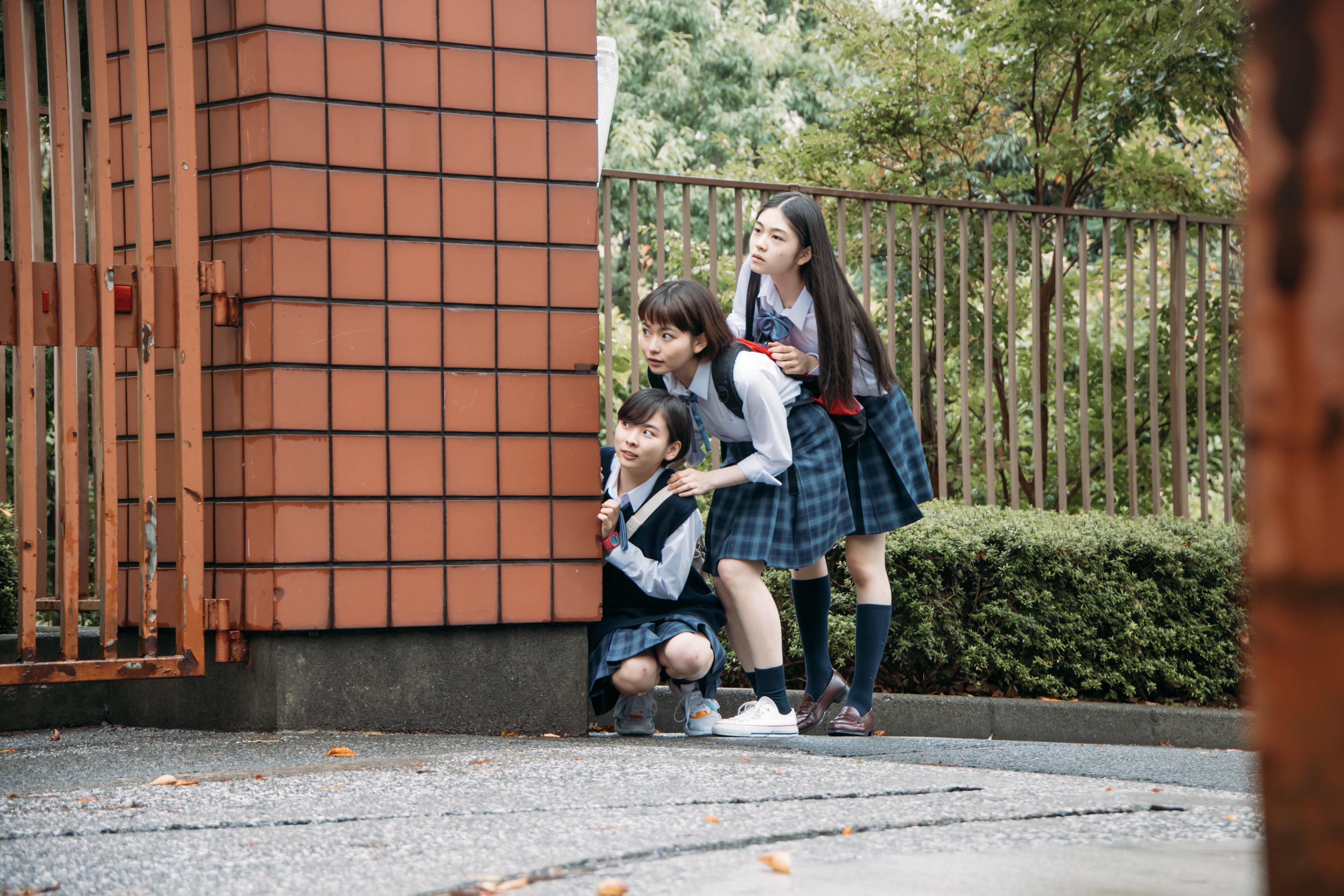 透视画男孩与全景画女孩剧照的剧照