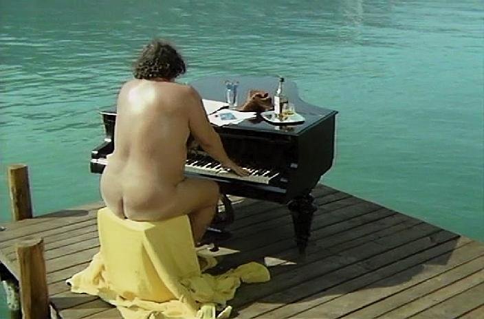 色欲茱莉娅剧照的剧照