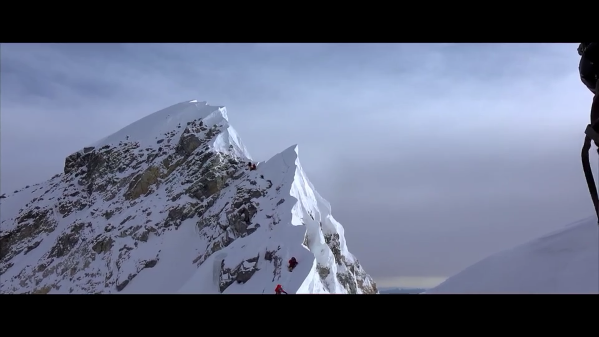 无尽攀登剧照的剧照