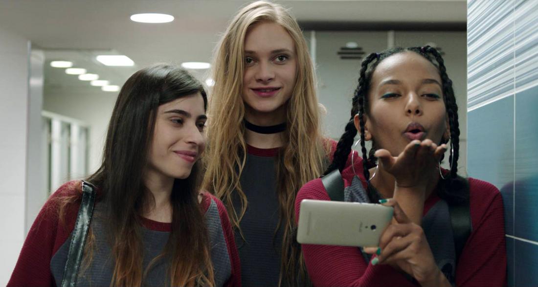 哈尼舍夫剧照的剧照