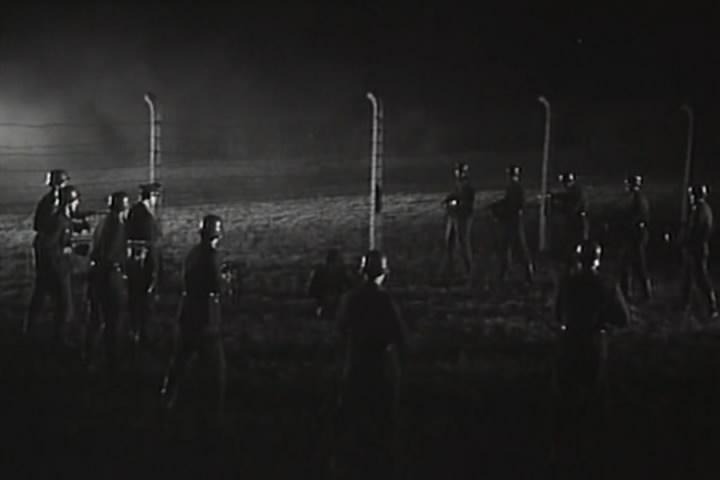 夜袭机场剧照的剧照