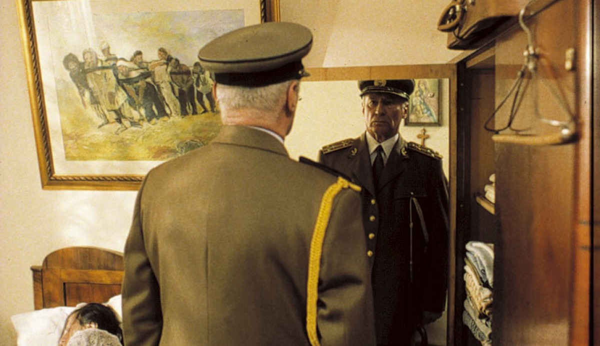 尼基与弗洛剧照的剧照