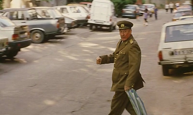 尼基与弗洛剧照的剧照