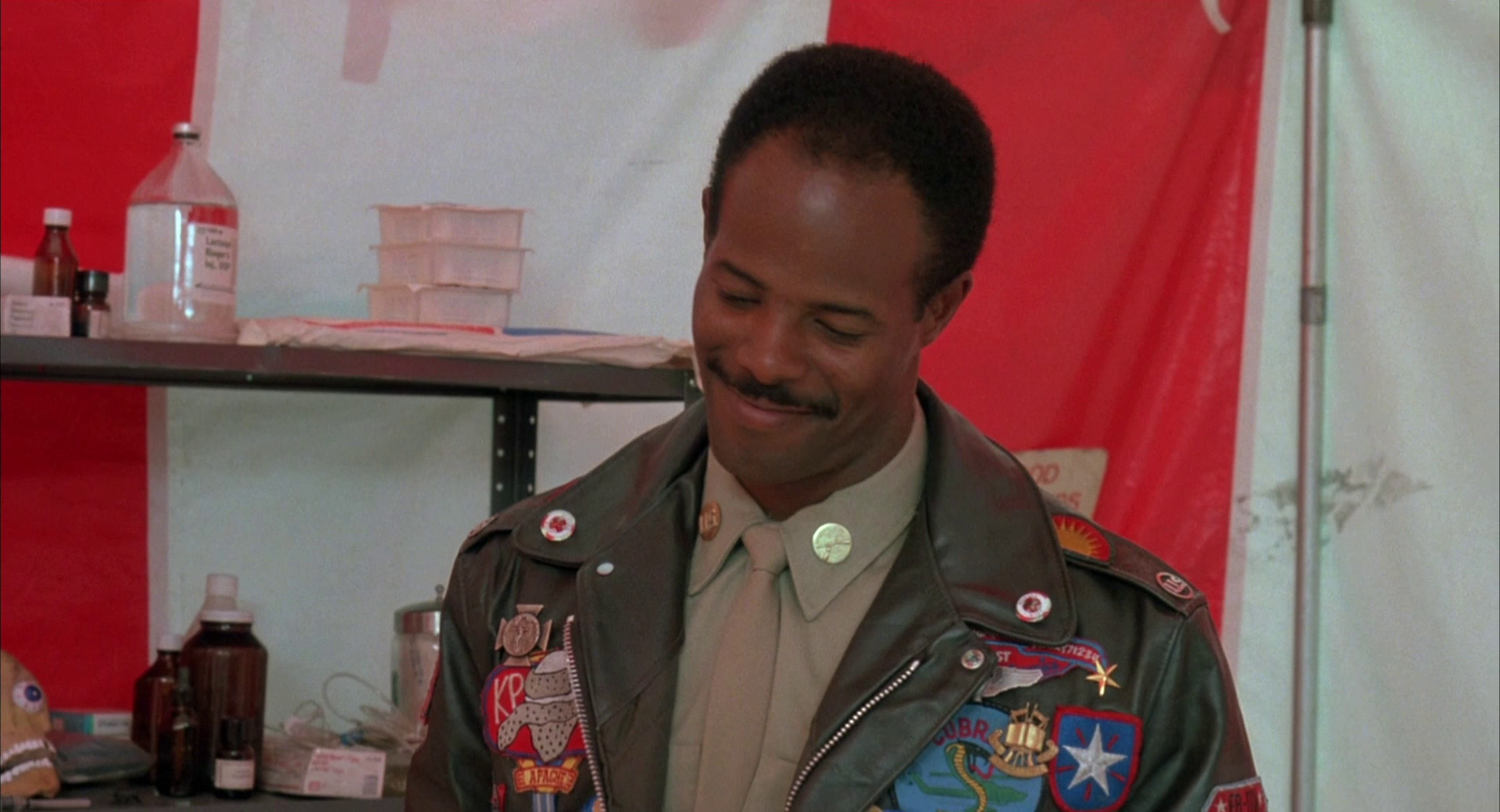 黑超出更剧照的剧照