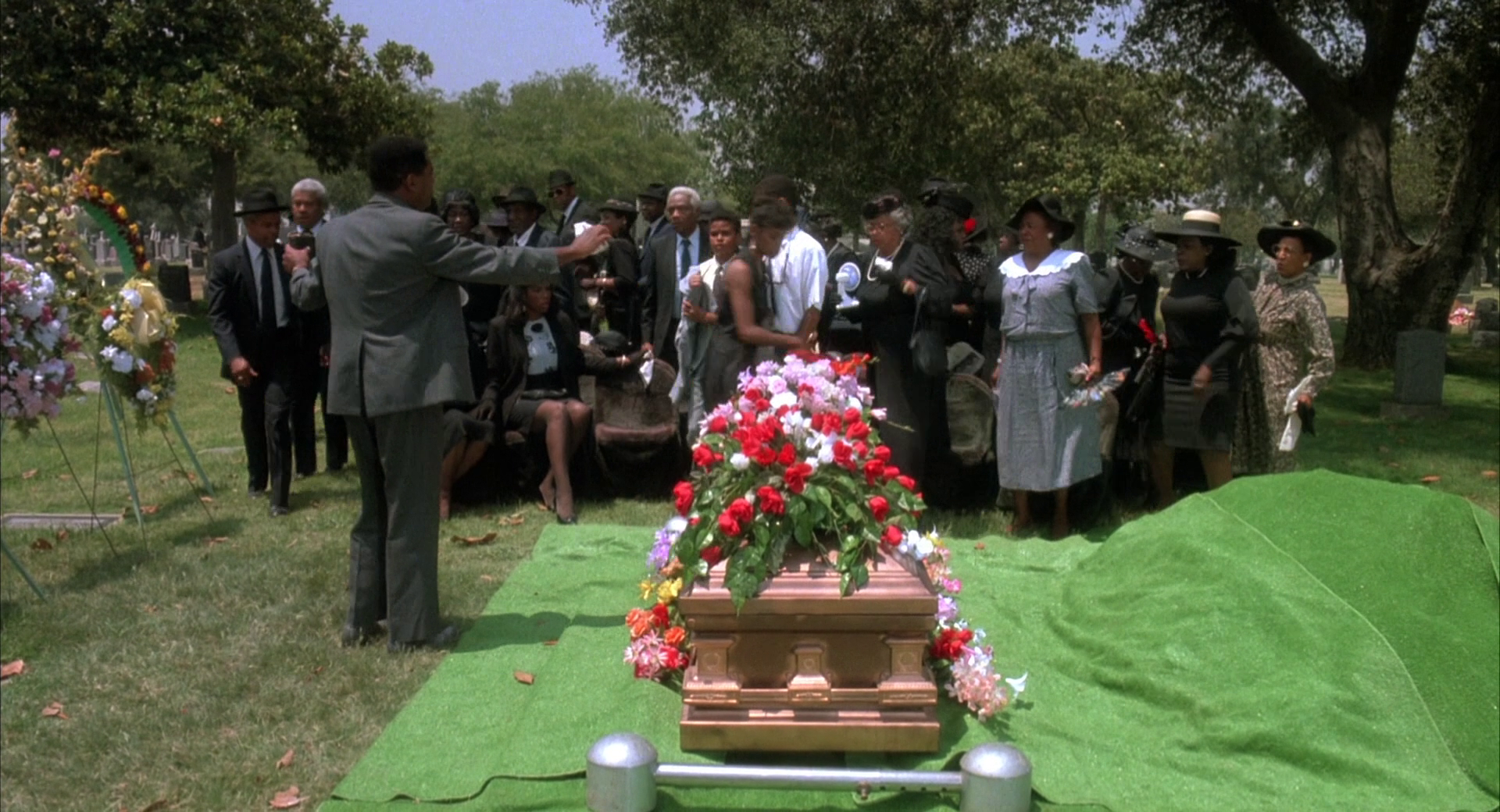 黑超出更剧照的剧照