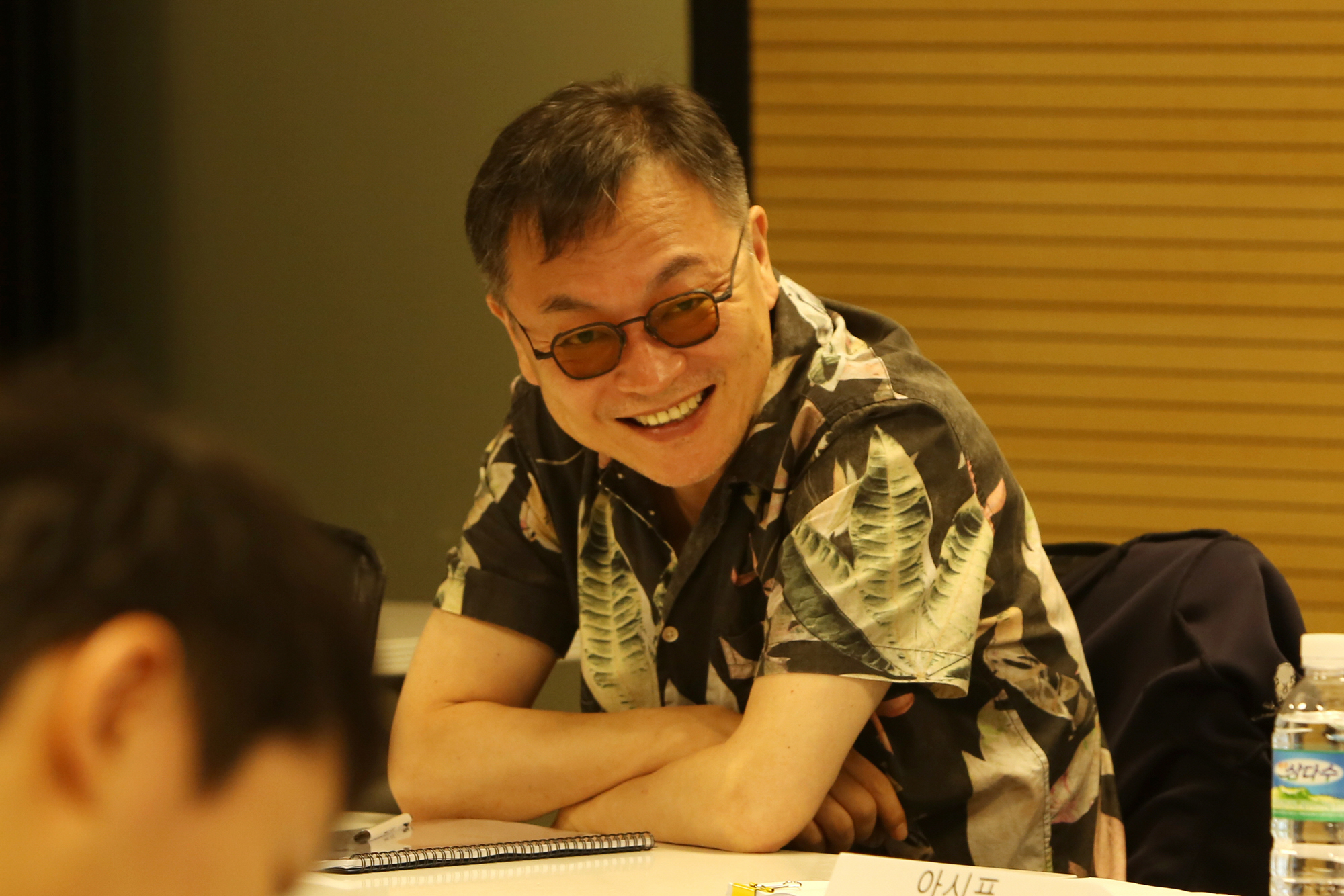 特送剧照的剧照