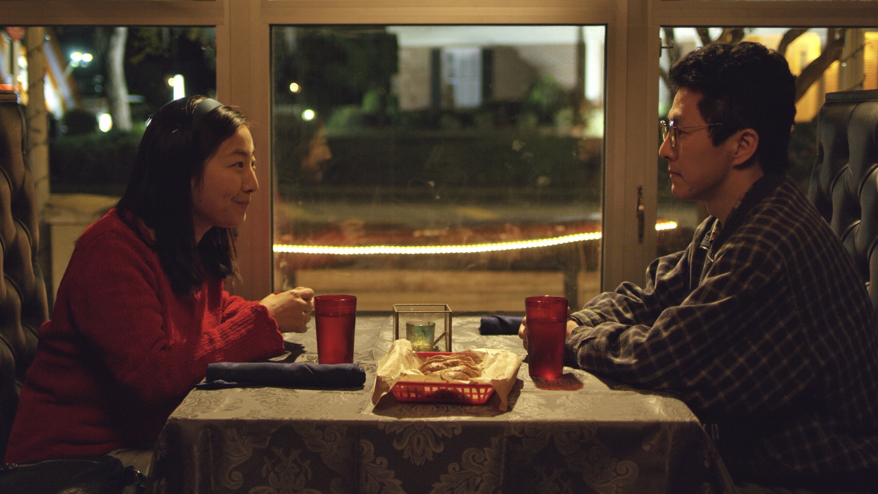 离别间剧照的剧照