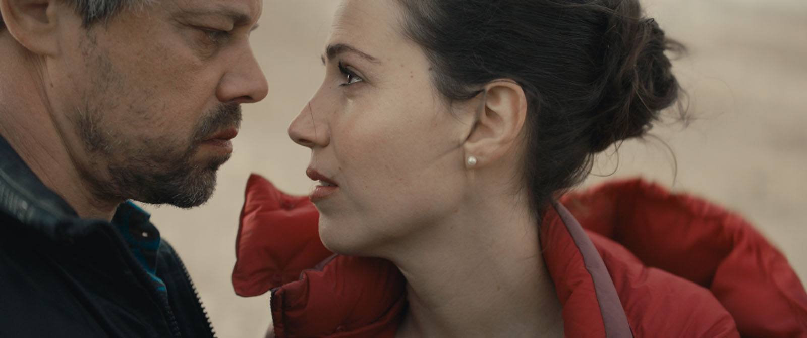 阿赫德的膝盖剧照的剧照