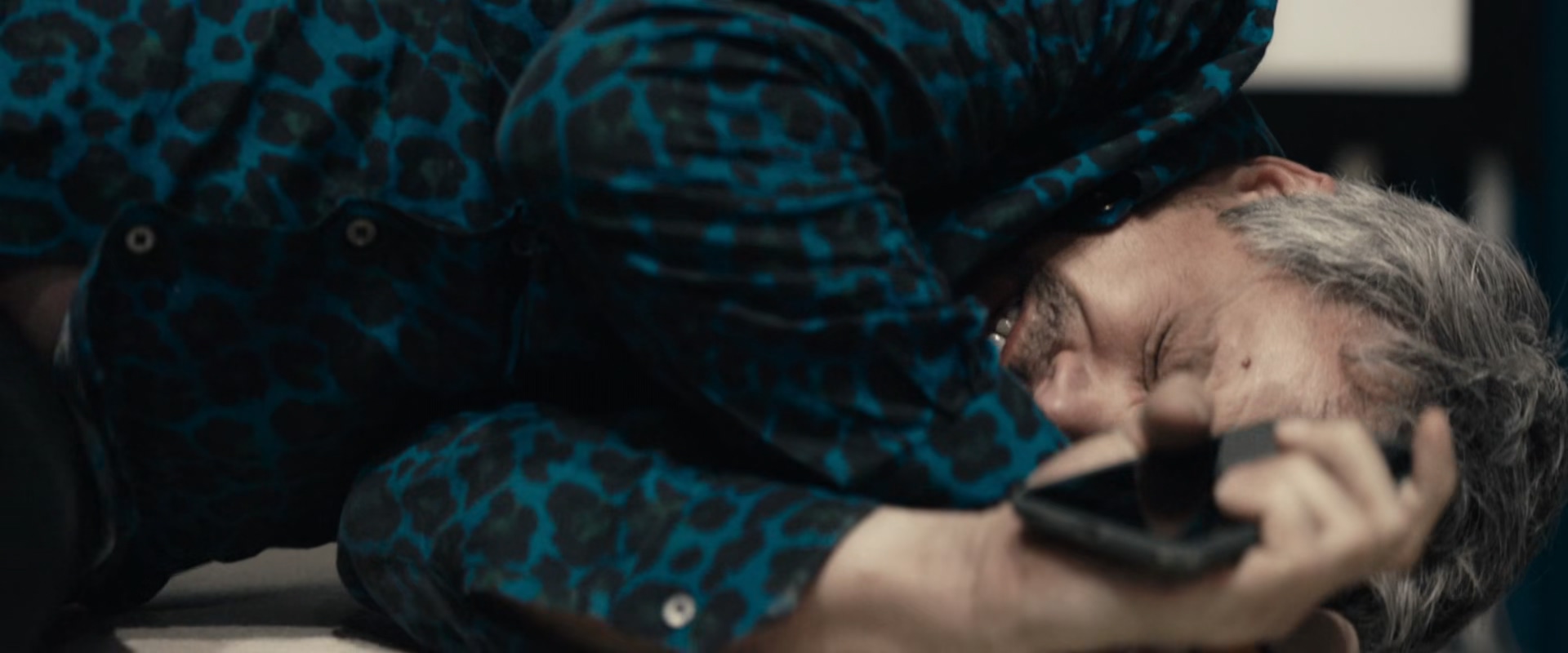 阿赫德的膝盖剧照的剧照