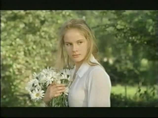 温柔女子剧照的剧照