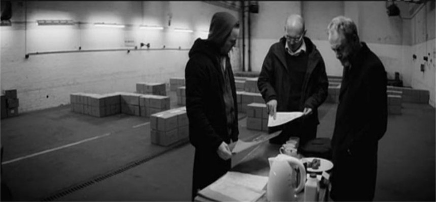 二贼闯黑屋剧照的剧照