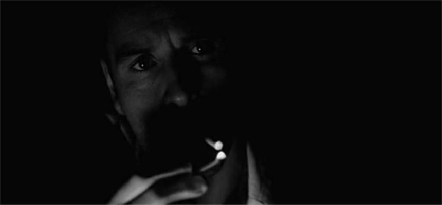 二贼闯黑屋剧照的剧照