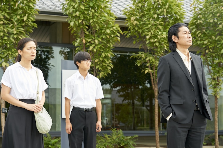 茜色如烧剧照的剧照