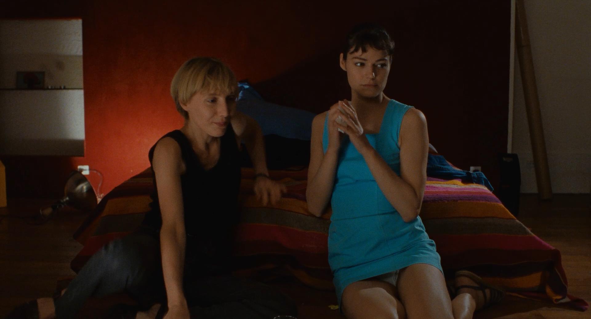 高、低与脆弱之间剧照的剧照