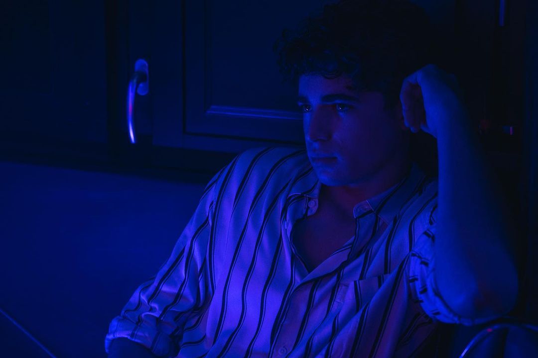 隔窗恋爱剧照的剧照