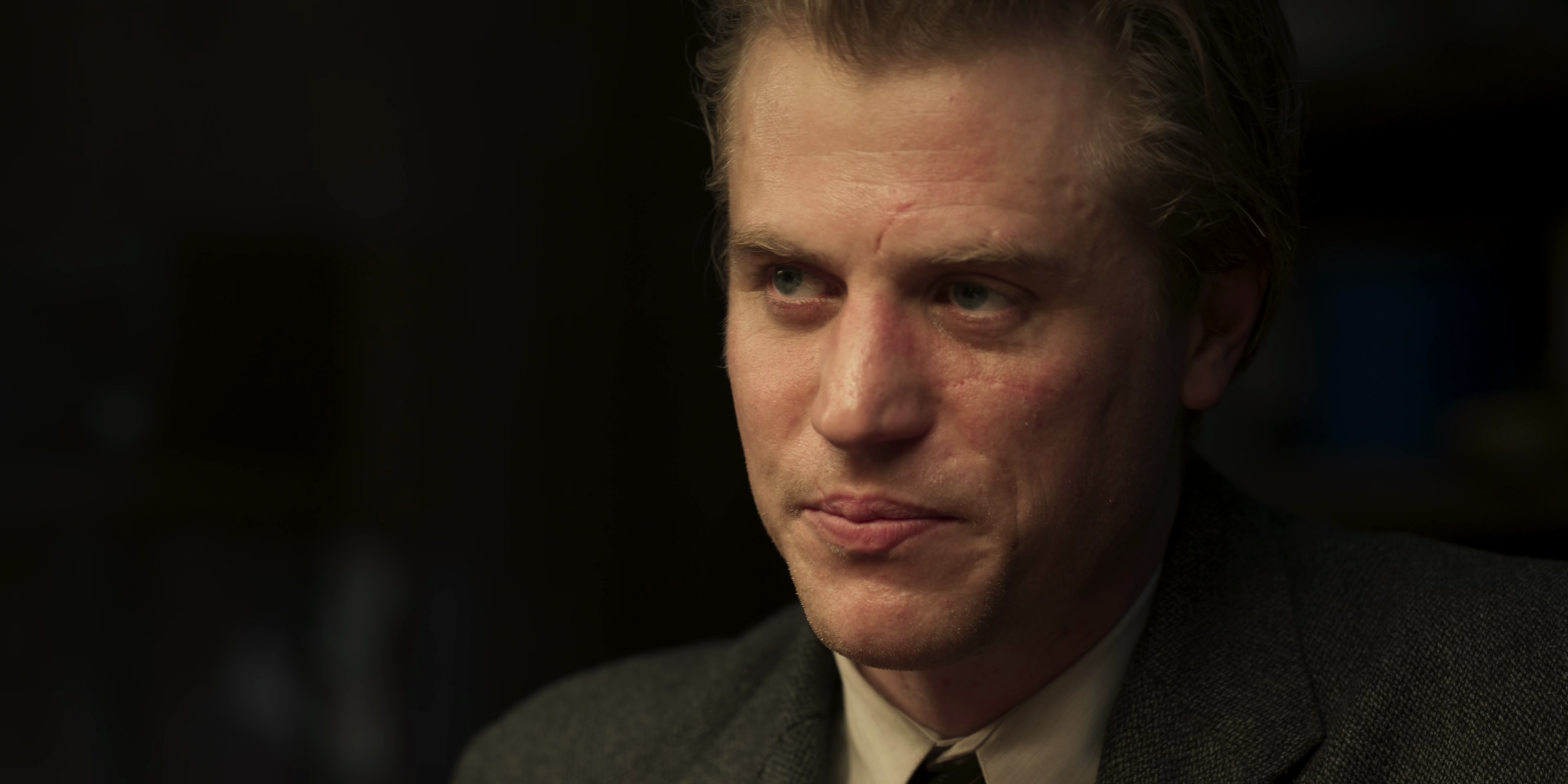 誓不低头剧照的剧照