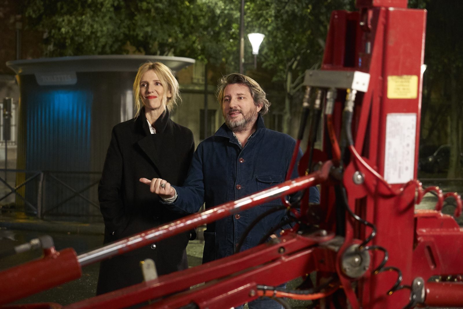 两个阿尔弗雷德剧照的剧照