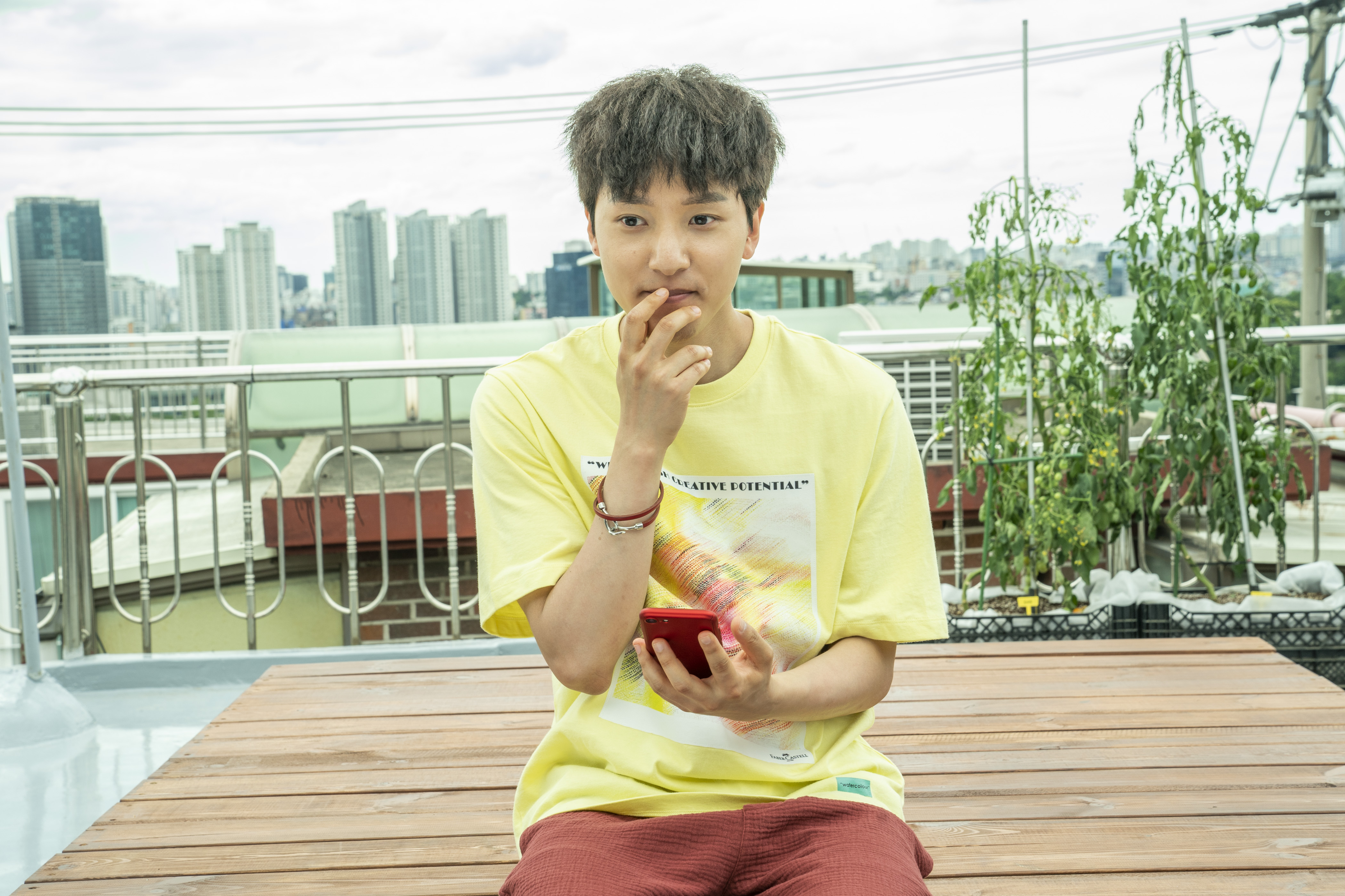 屋顶恋歌剧照的剧照