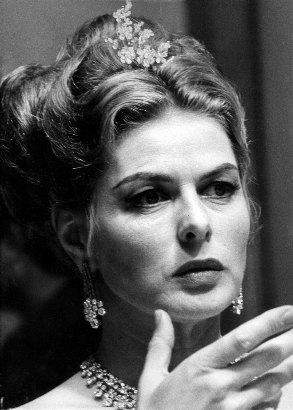 贵妇还乡剧照的剧照