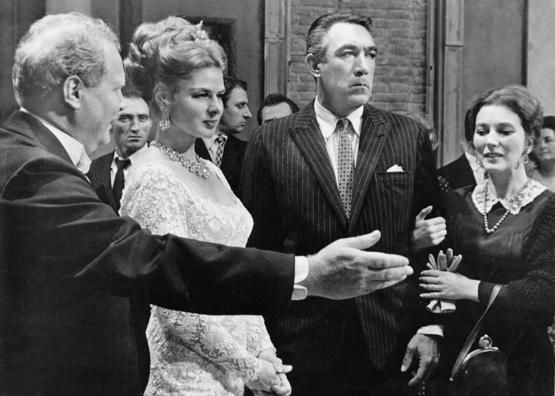 贵妇还乡剧照的剧照