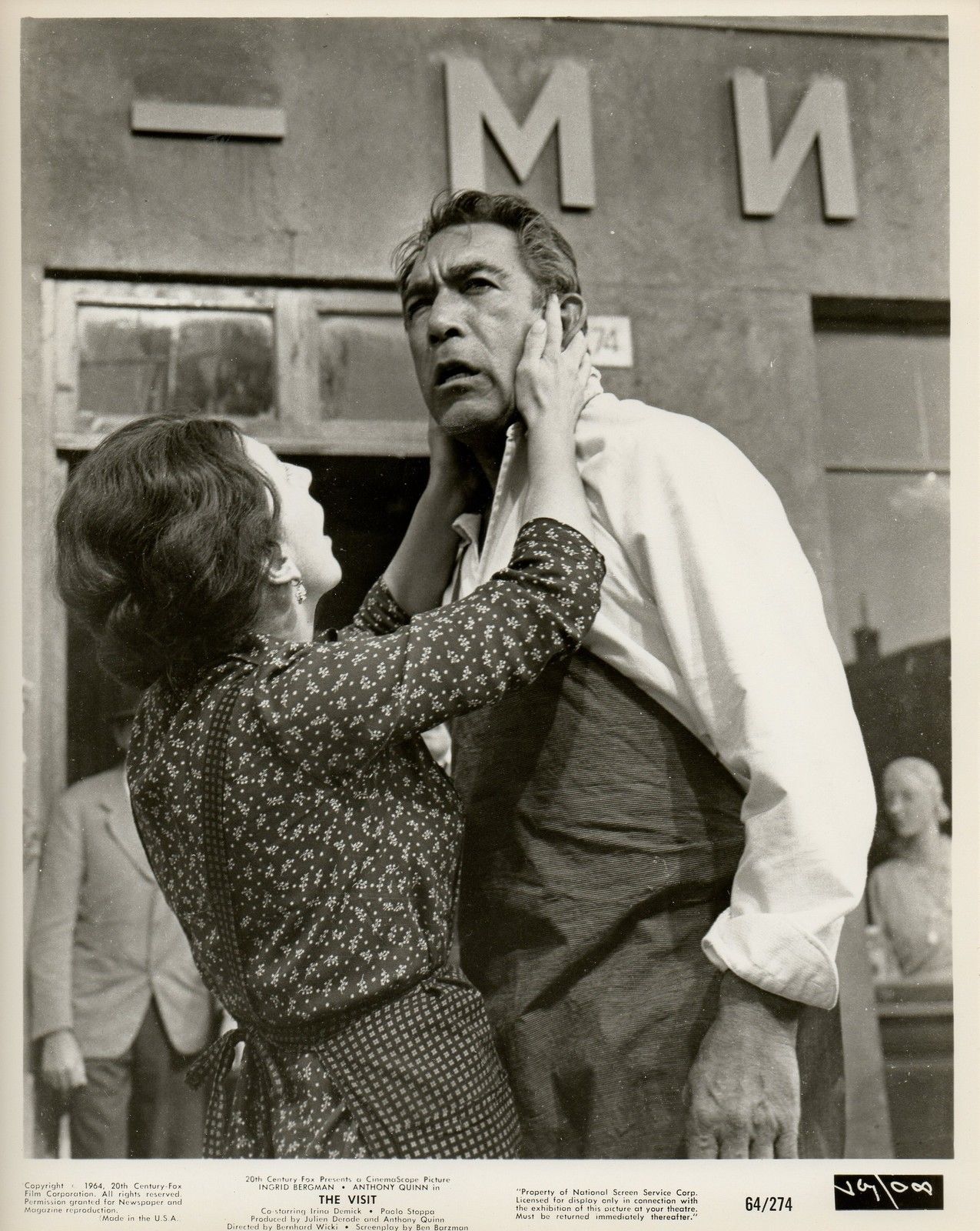 贵妇还乡剧照的剧照