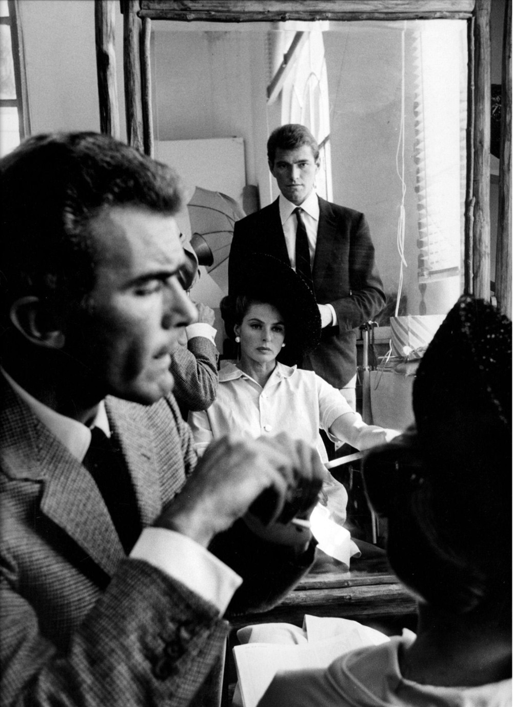 贵妇还乡剧照的剧照