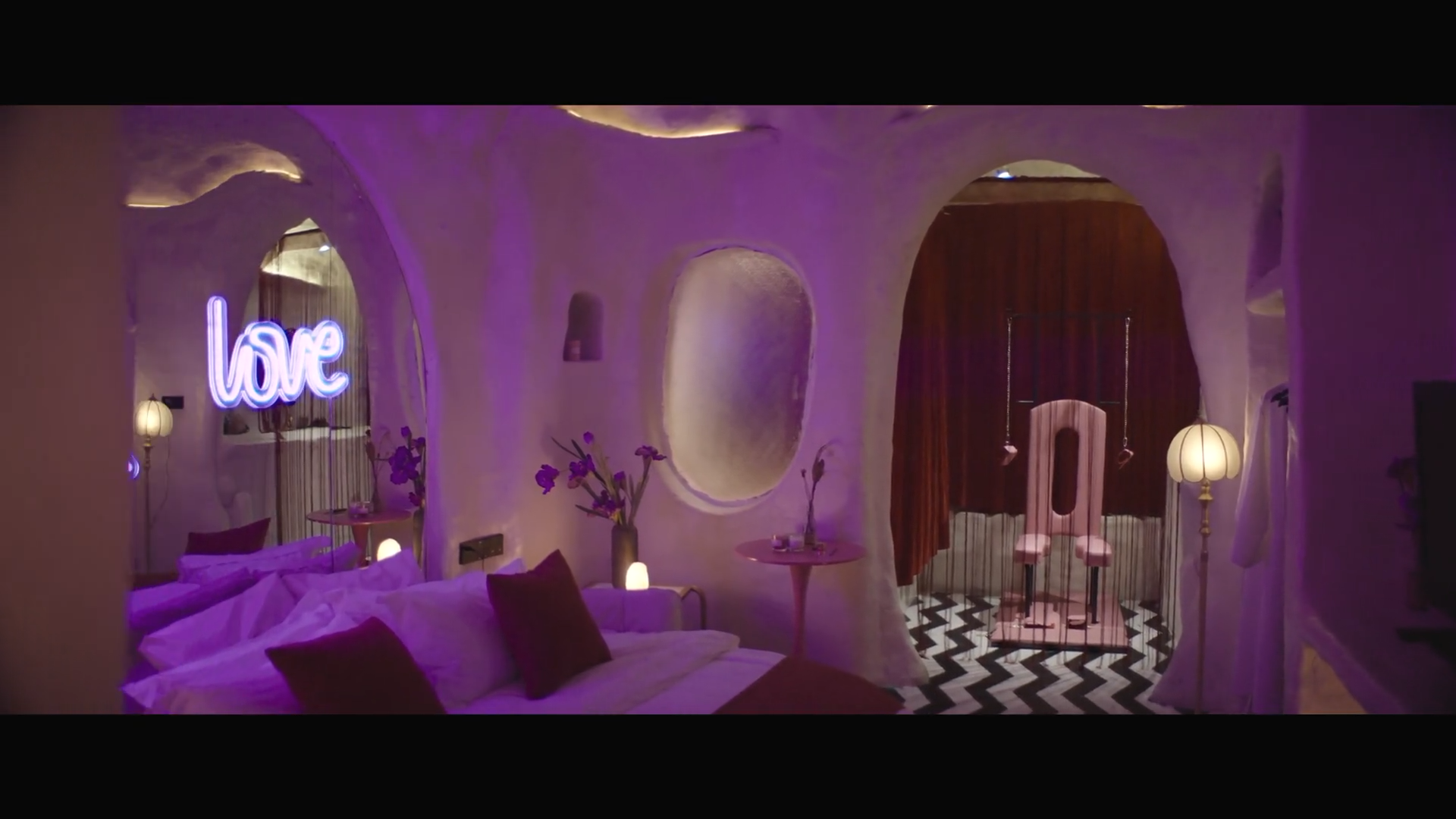 我们的样子像极了爱情剧照的剧照