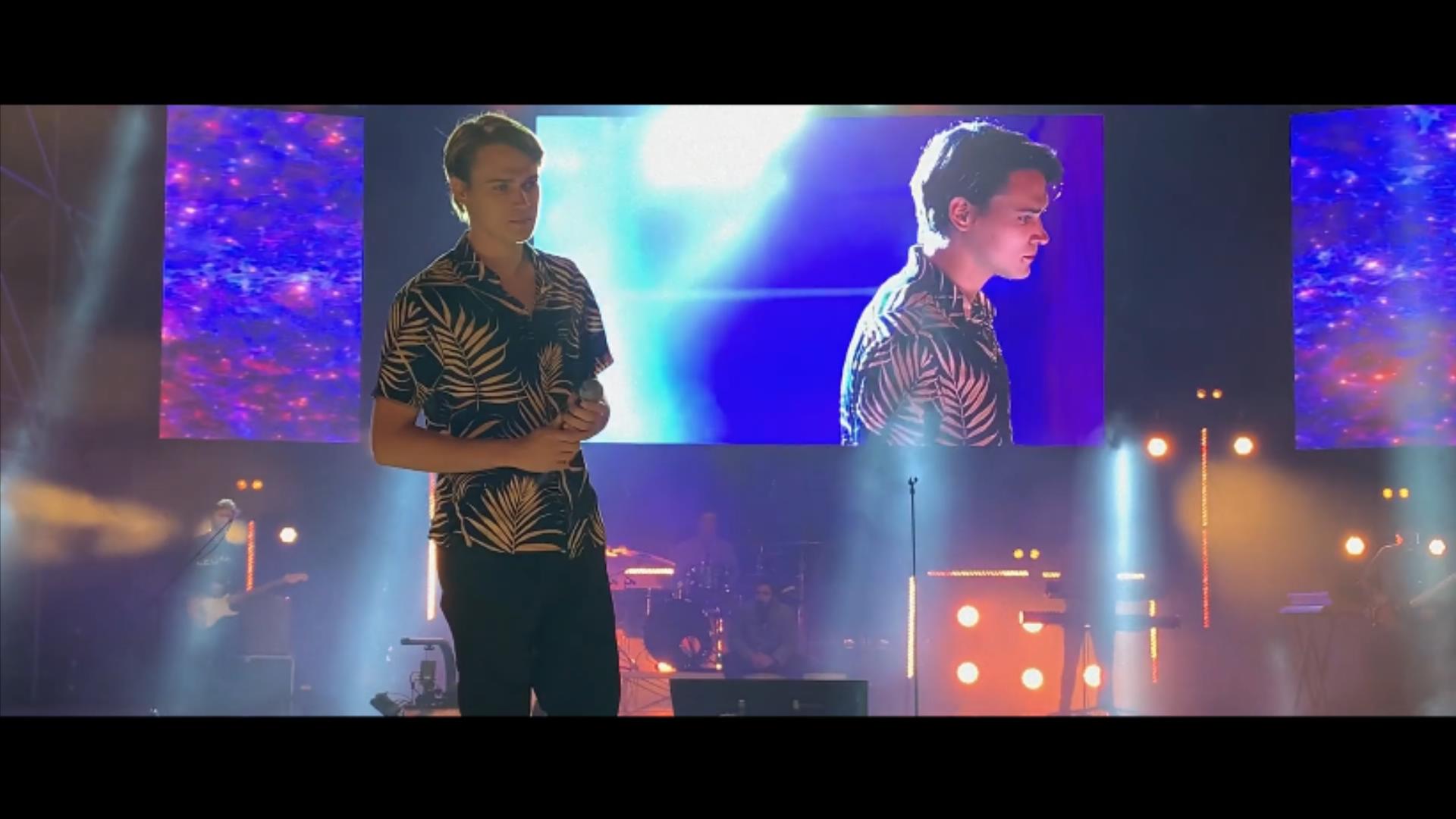 在里乔的阳光下剧照的剧照