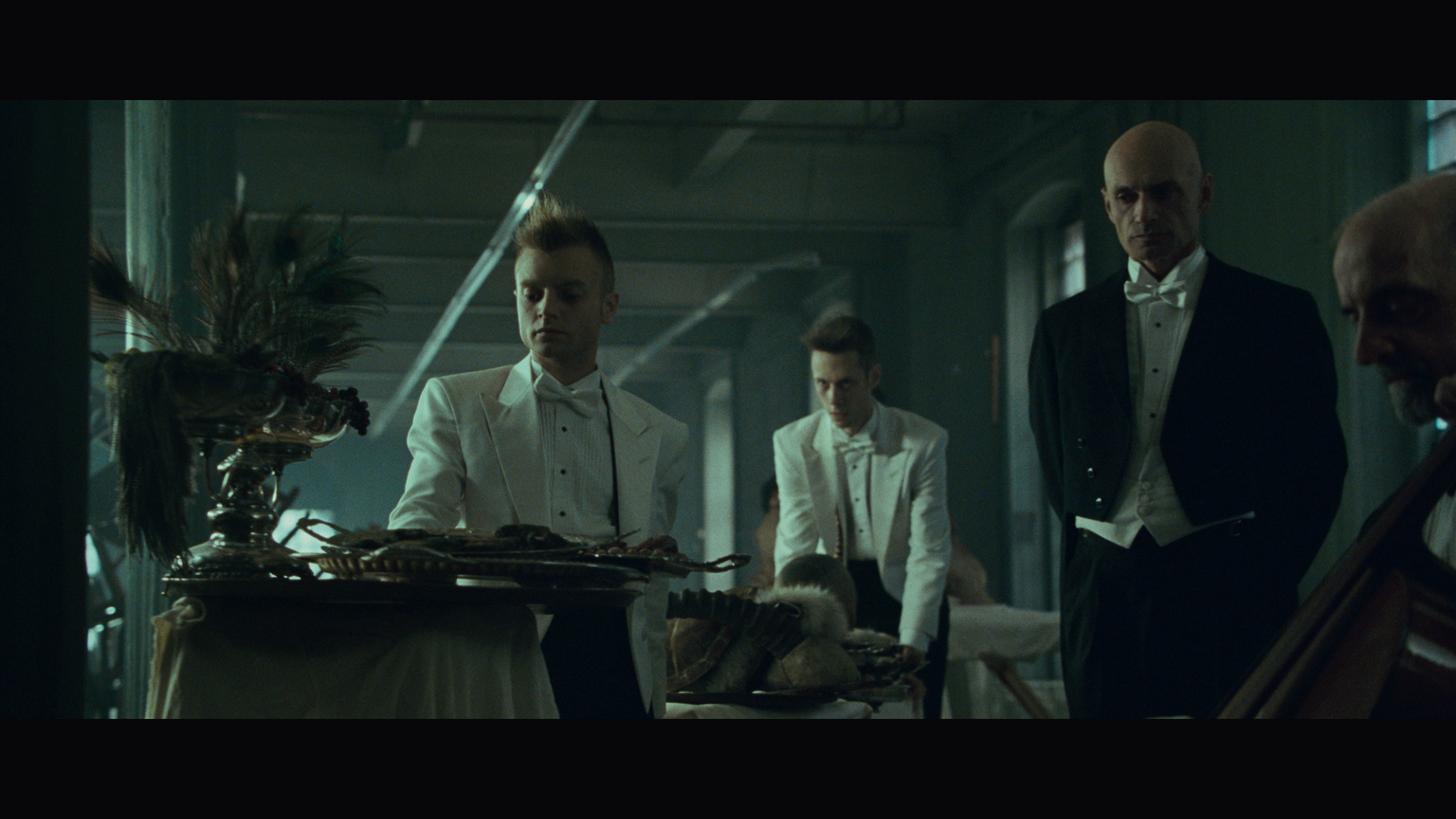 下一层剧照的剧照