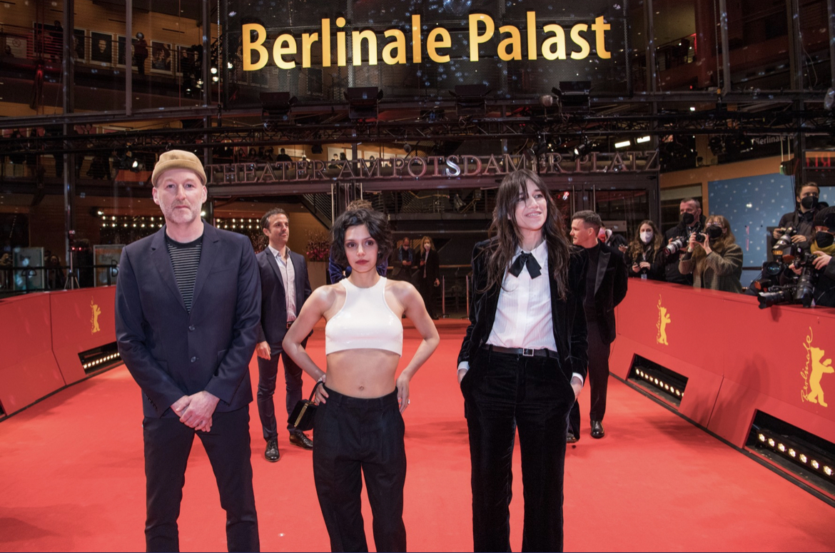 巴黎夜旅人剧照的剧照