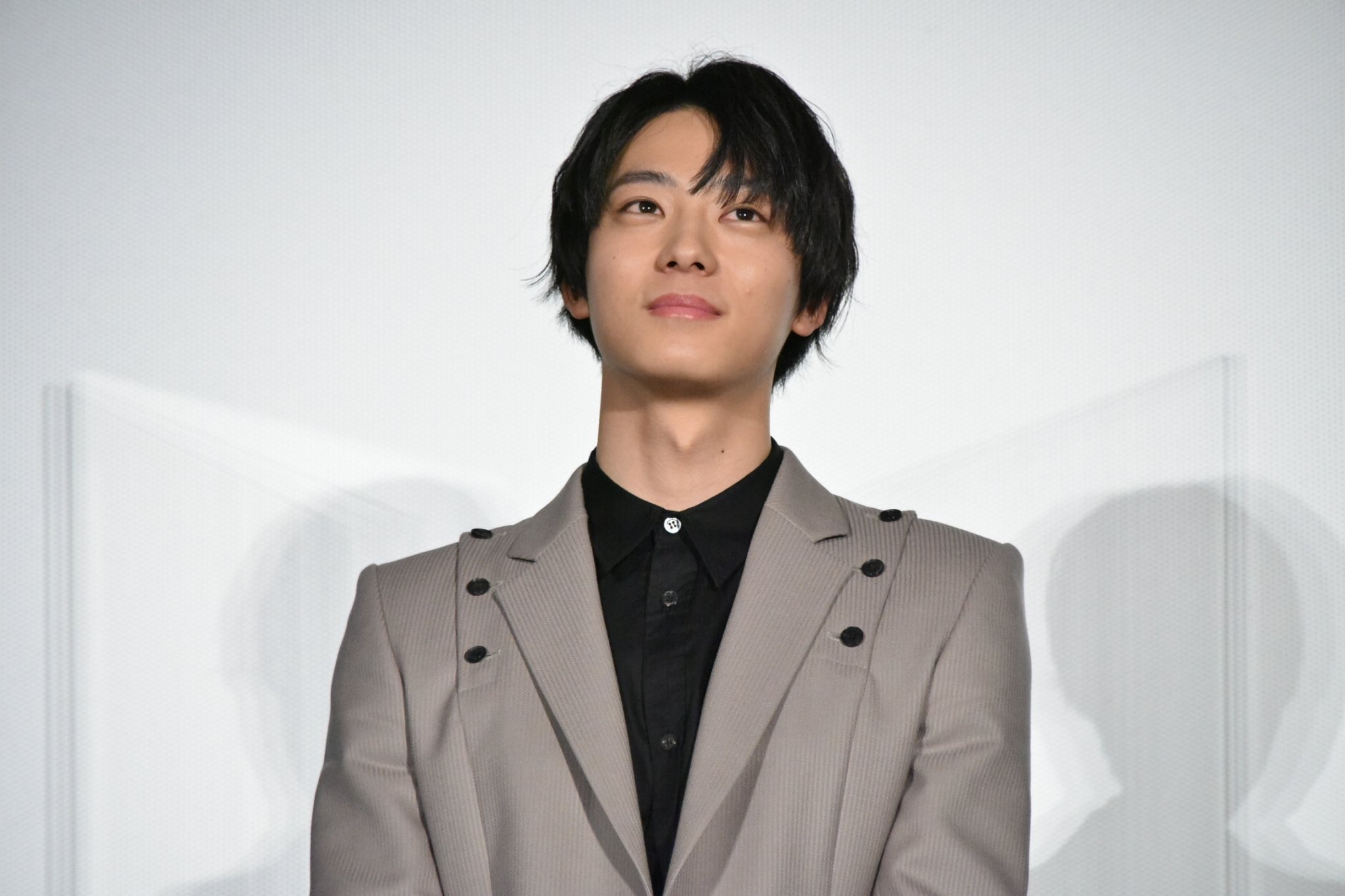 黎明时分的年轻人们剧照的剧照