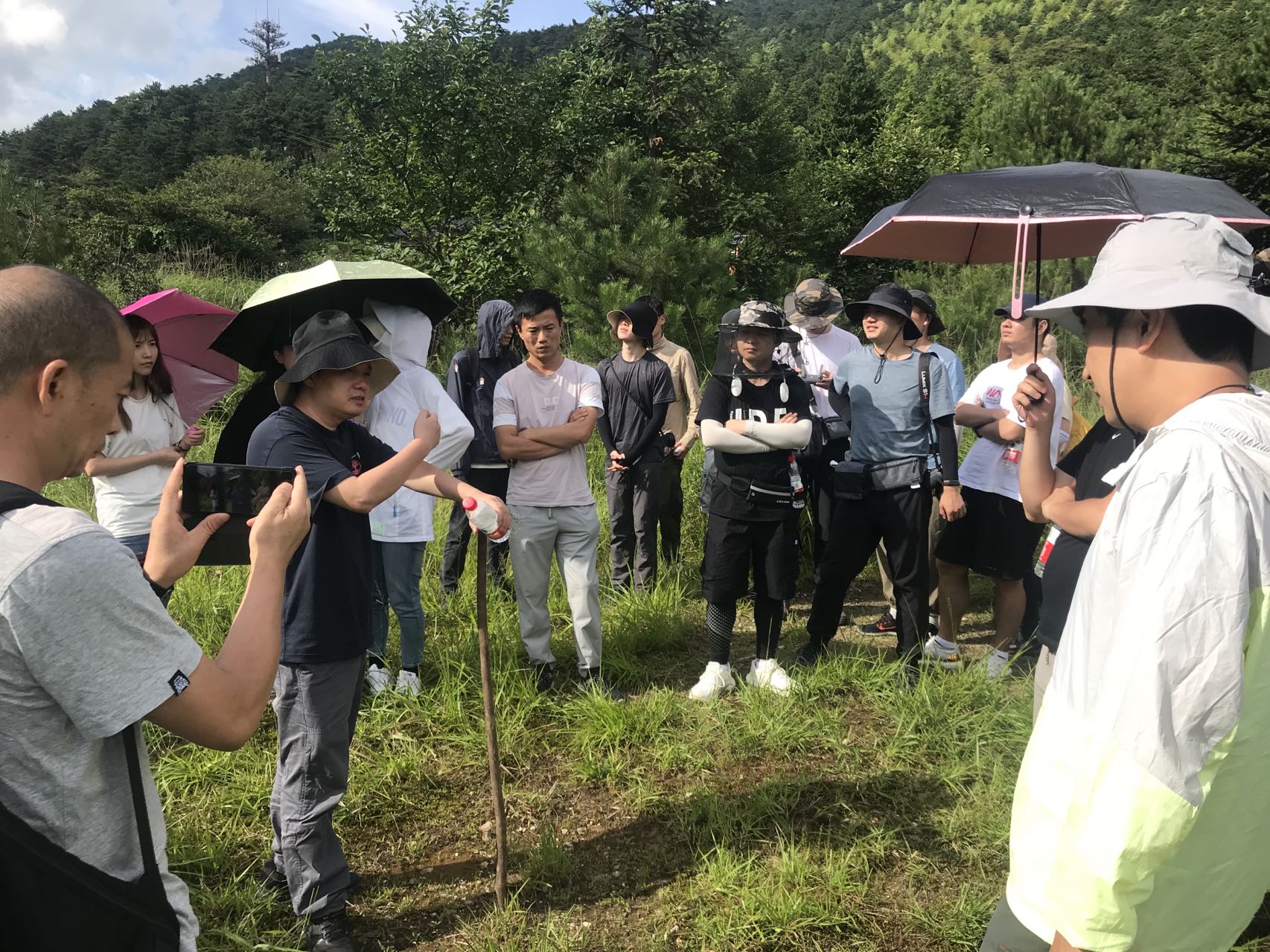 云霄之上剧照的剧照