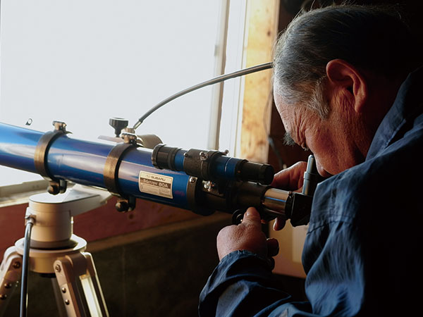 斜里剧照的剧照