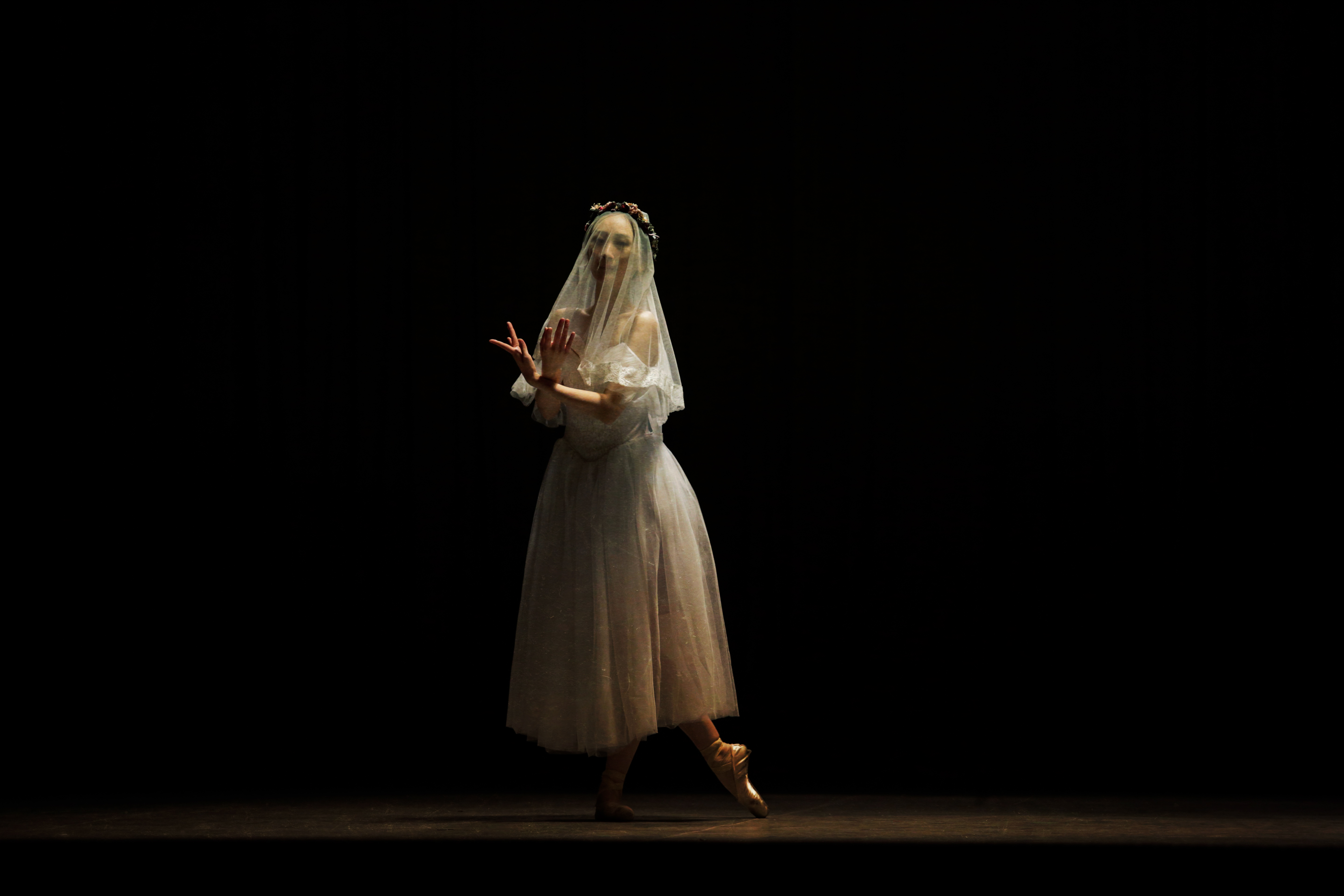 远山淡影剧照的剧照