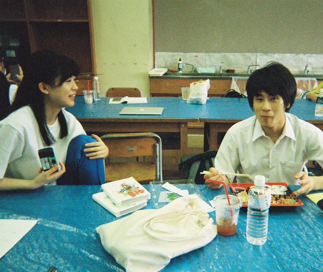 错位的青春剧照的剧照