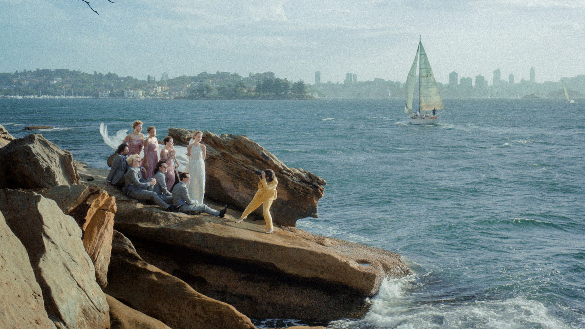 朋友和陌生人剧照的剧照